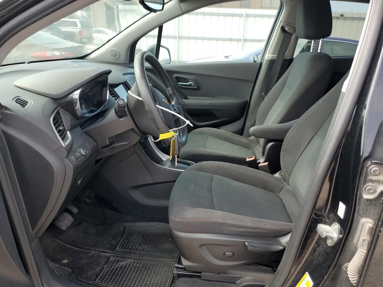 2019 Chevrolet Trax Ls VIN: 3GNCJKSB1KL260277 Lot: 64669845