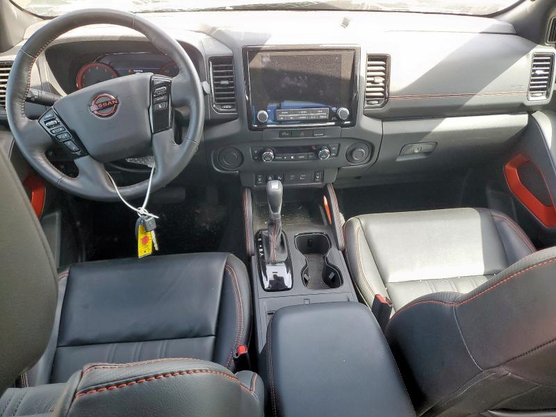  NISSAN FRONTIER 2024 Зеленый