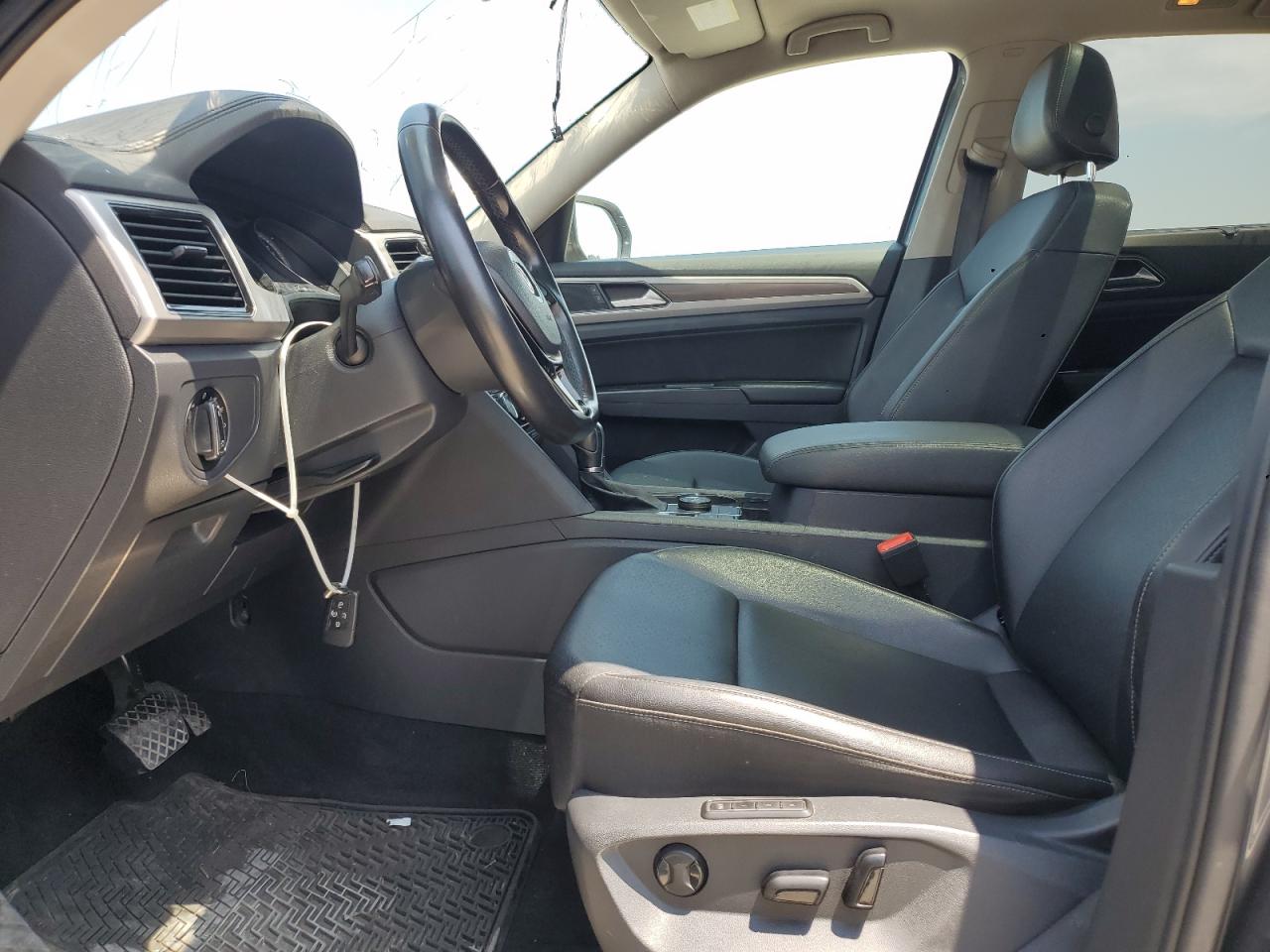 1v2mr2ca9jc503984 1V2MR2CA9JC503984 2018 Volkswagen Atlas Sel