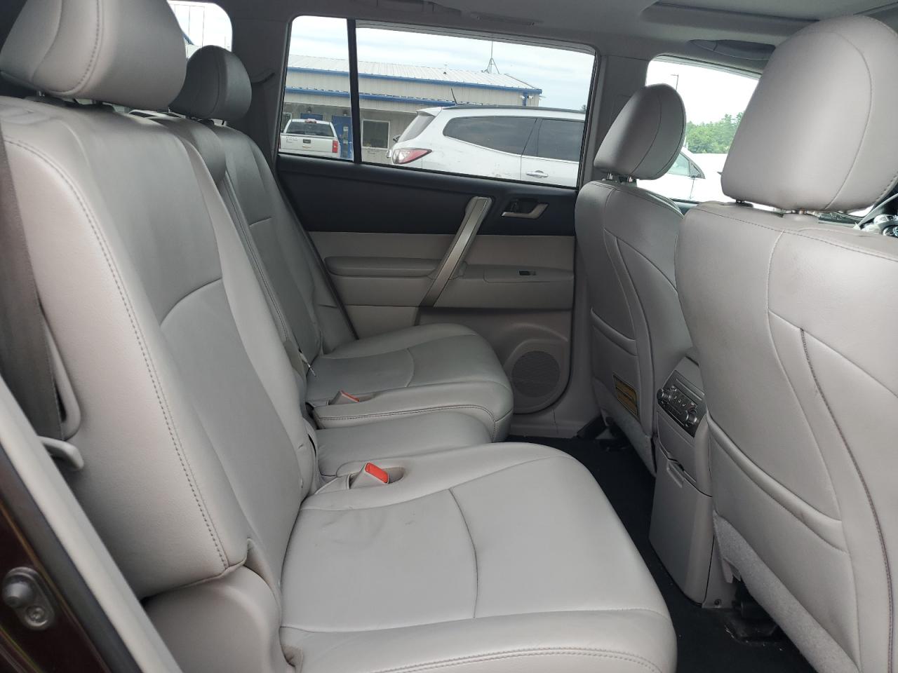 2012 Toyota Highlander Base VIN: 5TDBK3EHXCS120294 Lot: 63559665