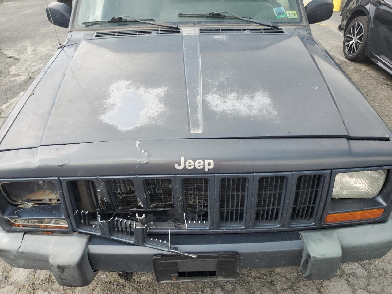 2001 Jeep Cherokee Sport VIN: 1J4FF48SX1L608270 Lot: 61985865