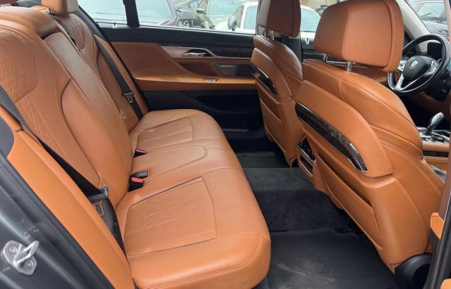  BMW 7 SERIES 2018 Szary