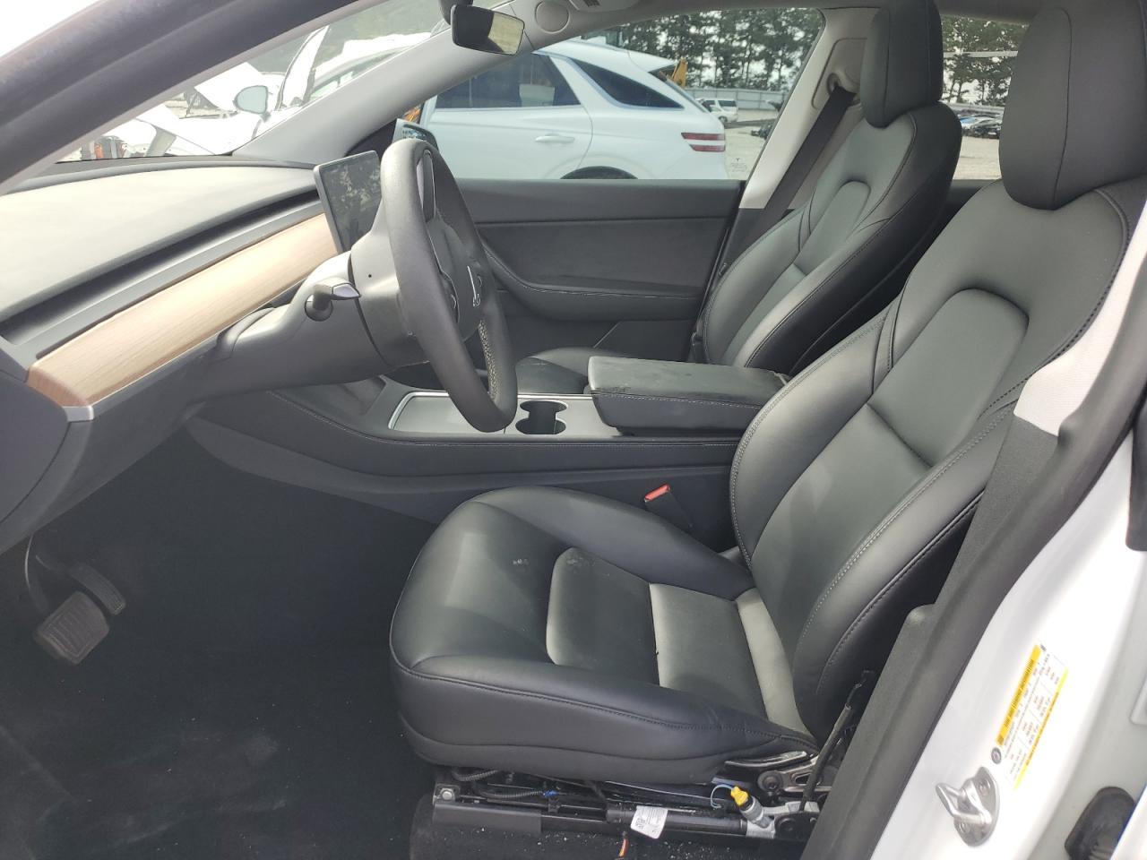 2021 Tesla Model Y VIN: 5YJYGDEE5MF199001 Lot: 64084365