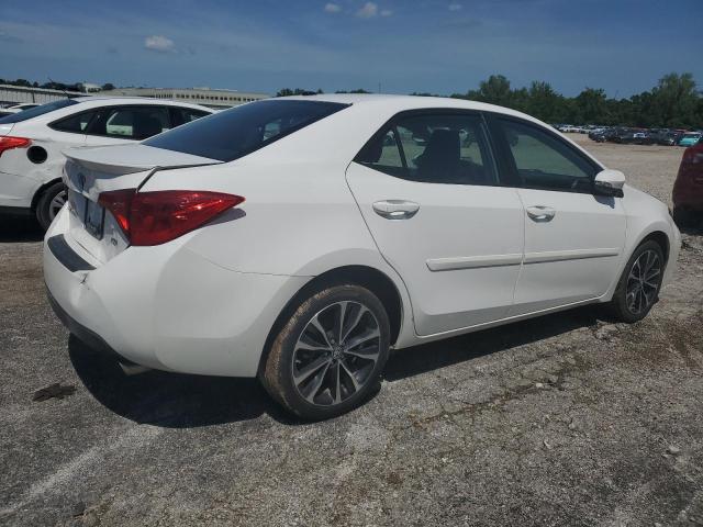 Sedans TOYOTA COROLLA 2017 Biały