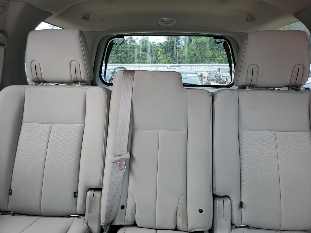 2010 Ford Expedition Xlt VIN: 1FMJU1G50AEB57107 Lot: 63098425