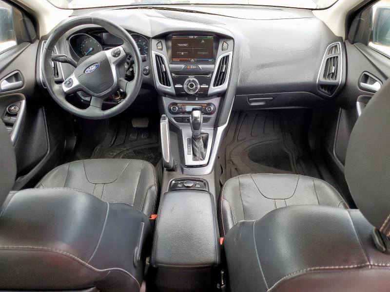 Sedans FORD FOCUS 2014 Czarny