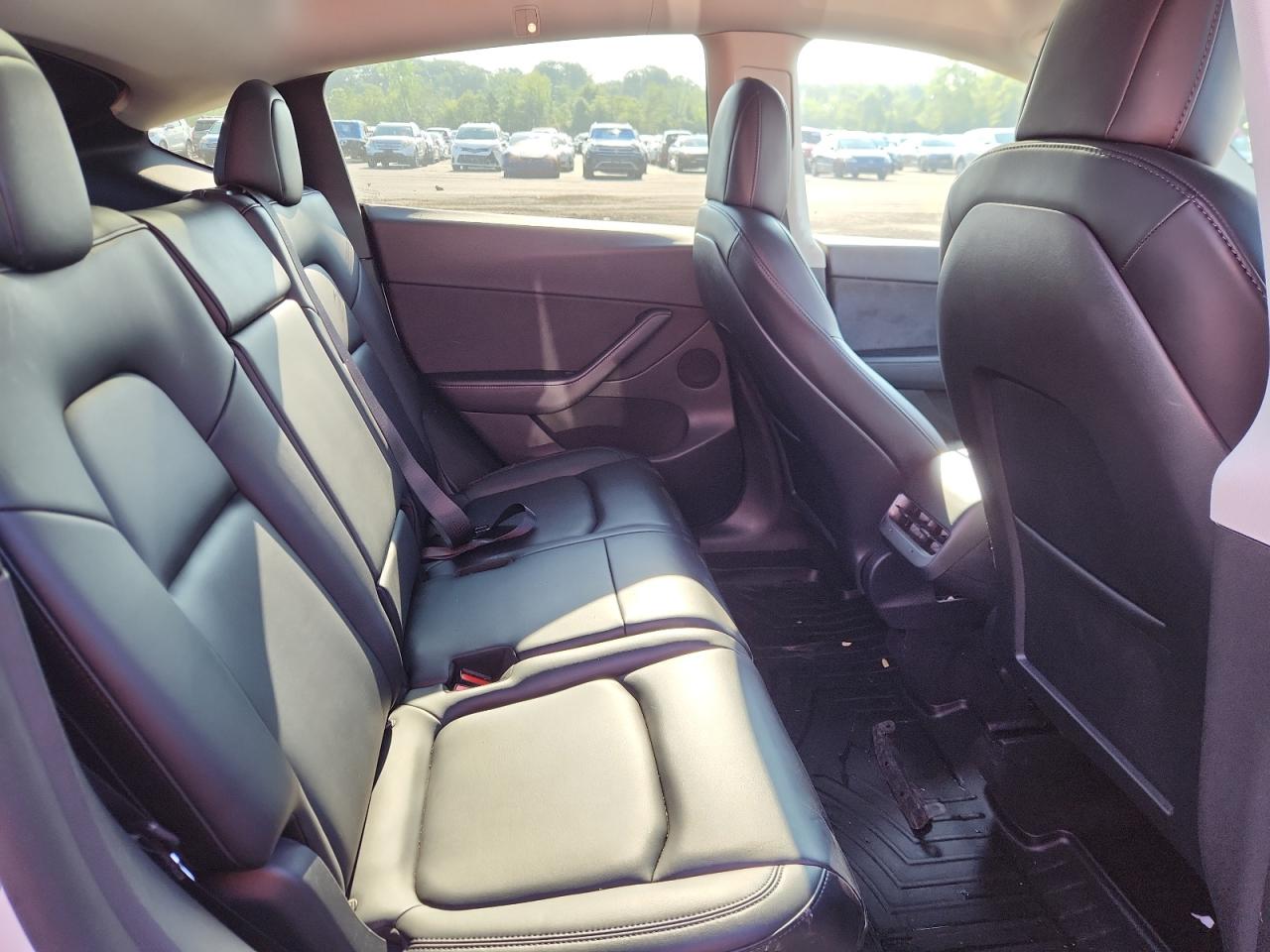 2022 Tesla Model Y VIN: 7SAYGAEE4NF430845 Lot: 65202995