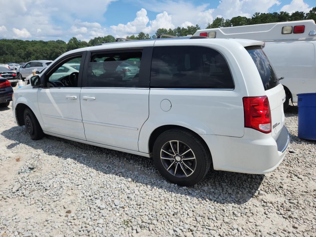 2017 Dodge Grand Caravan Sxt VIN: 2C4RDGCG9HR625320 Lot: 64204235