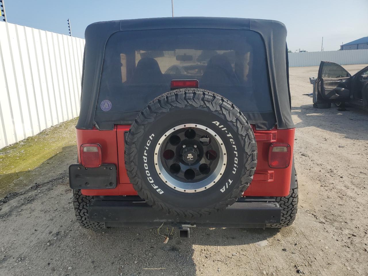 1998 Jeep Wrangler / Tj Se VIN: 1J4FY29P2WP786540 Lot: 63675465