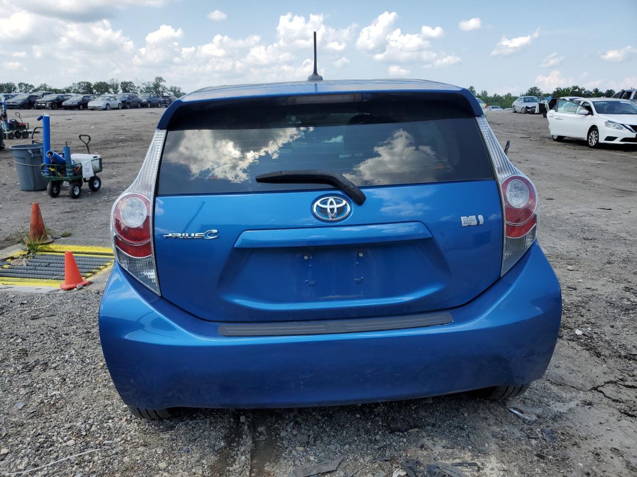 2013 Toyota Prius C VIN: JTDKDTB36D1044476 Lot: 63994965