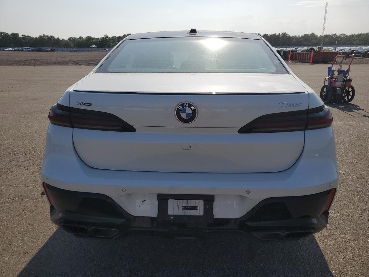 2024 BMW 760 Xi VIN: WBA33EJ05RCR10400 Lot: 65119055