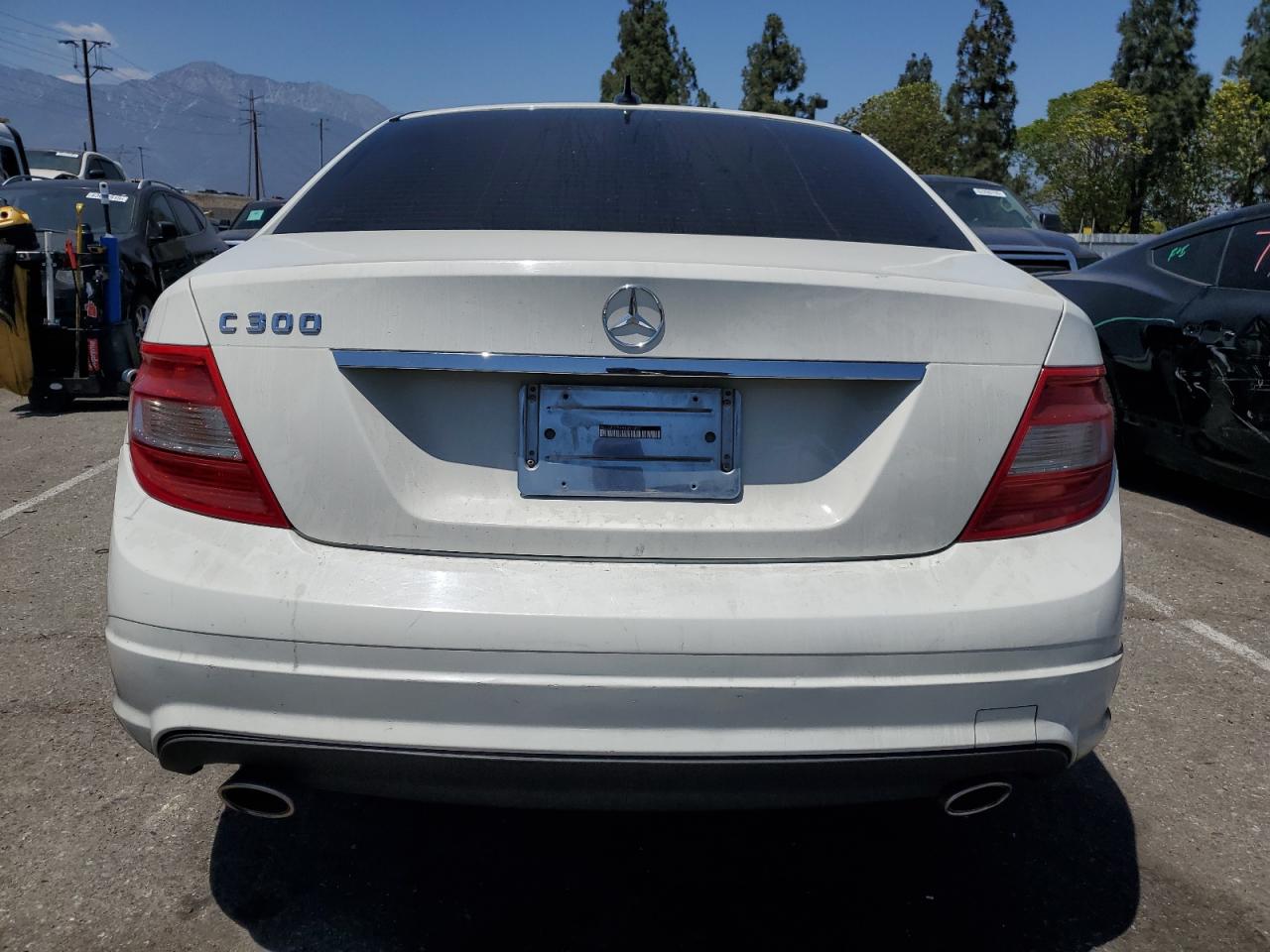 2011 Mercedes-Benz C 300 VIN: WDDGF5EB9BA451452 Lot: 63316055
