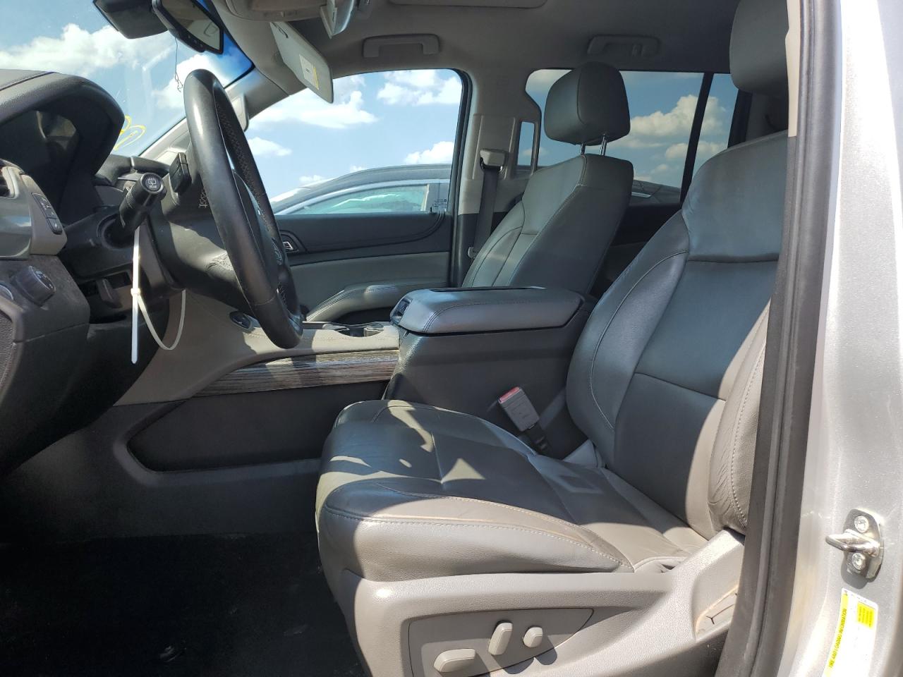 2018 Chevrolet Suburban C1500 Lt VIN: 1GNSCHKC8JR174117 Lot: 62705625