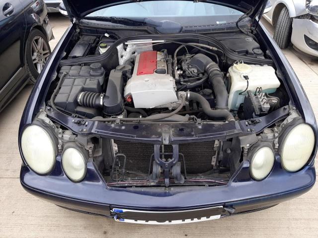2001 MERCEDES BENZ CLK230 AVA