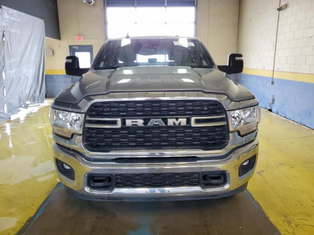  RAM 2500 2024 Srebrny