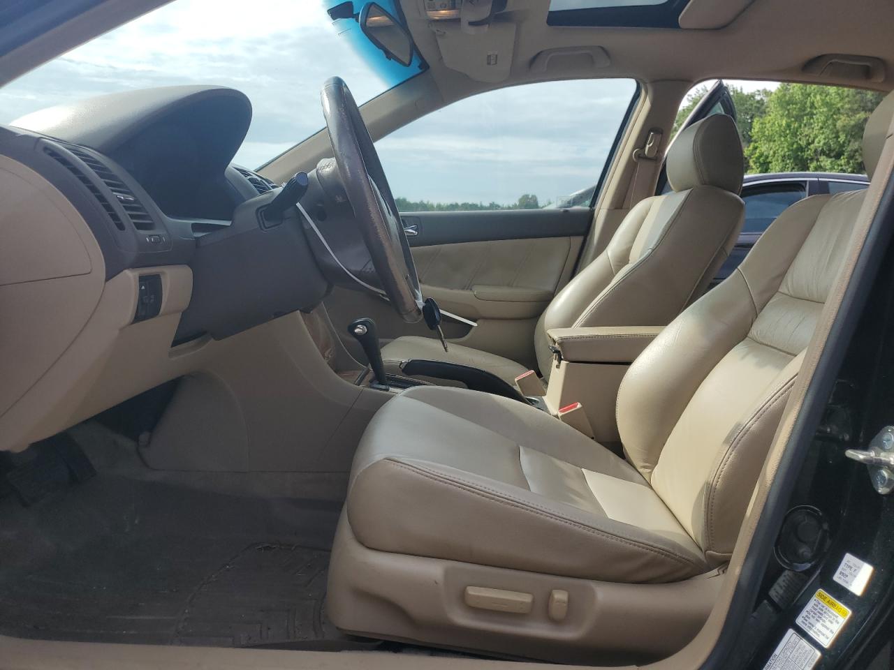 2003 Honda Accord Ex VIN: 1HGCM665X3A010011 Lot: 65430655