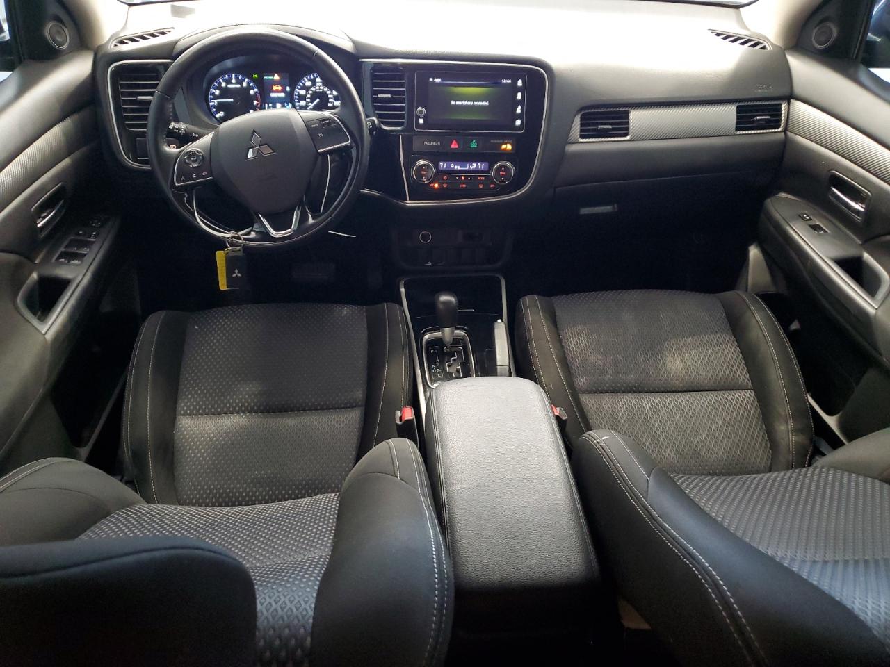 2017 Mitsubishi Outlander Se VIN: JA4AD3A3XHZ020549 Lot: 64818365
