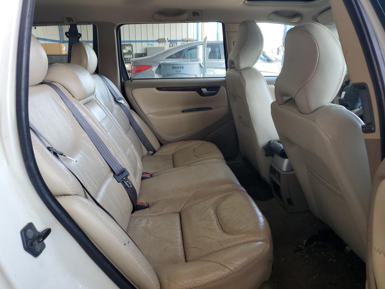 2002 Volvo V70 Xc VIN: YV1SZ58D521056266 Lot: 66413415