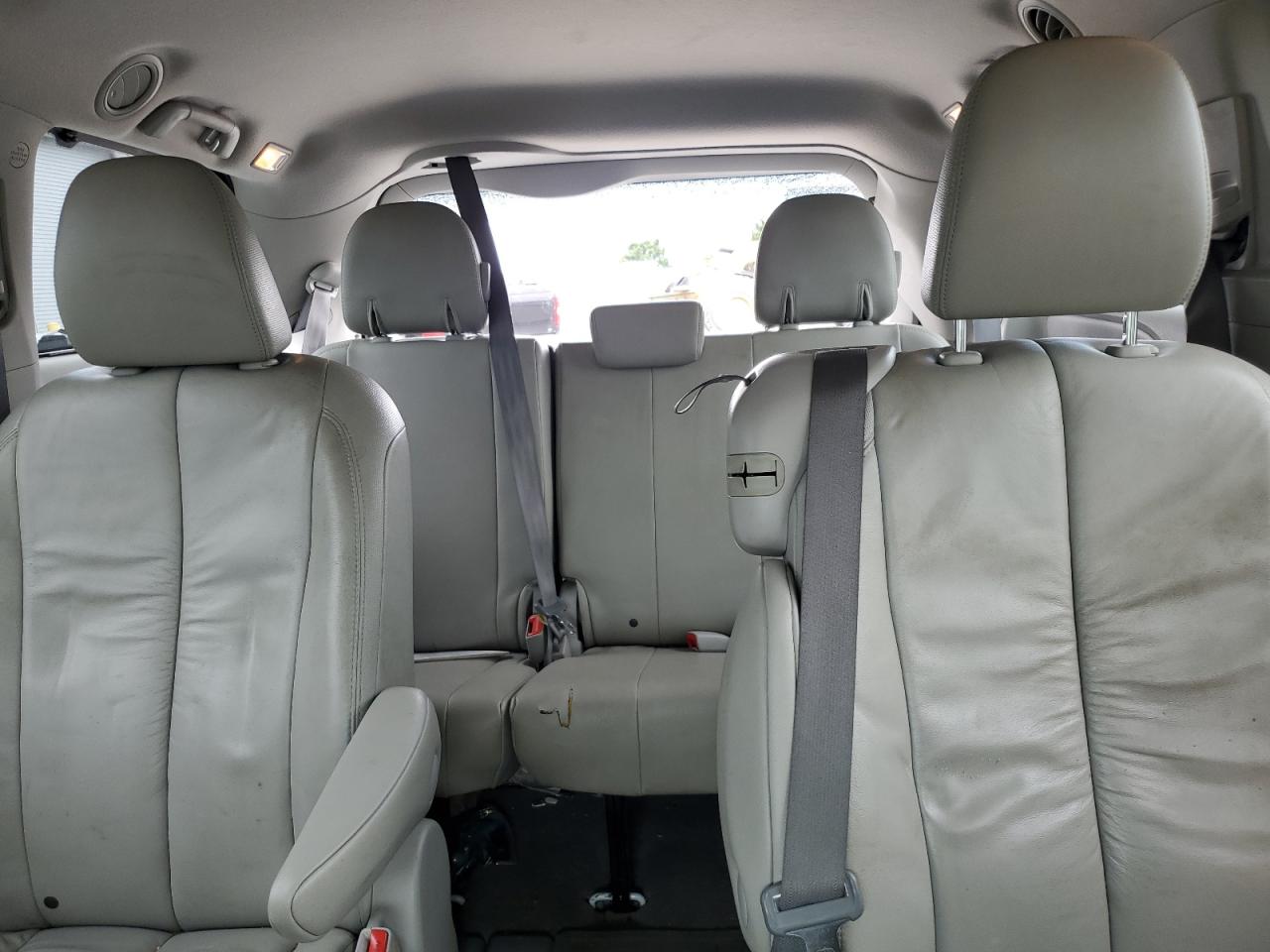 2011 Toyota Sienna Xle VIN: 5TDYK3DC3BS097617 Lot: 64743805