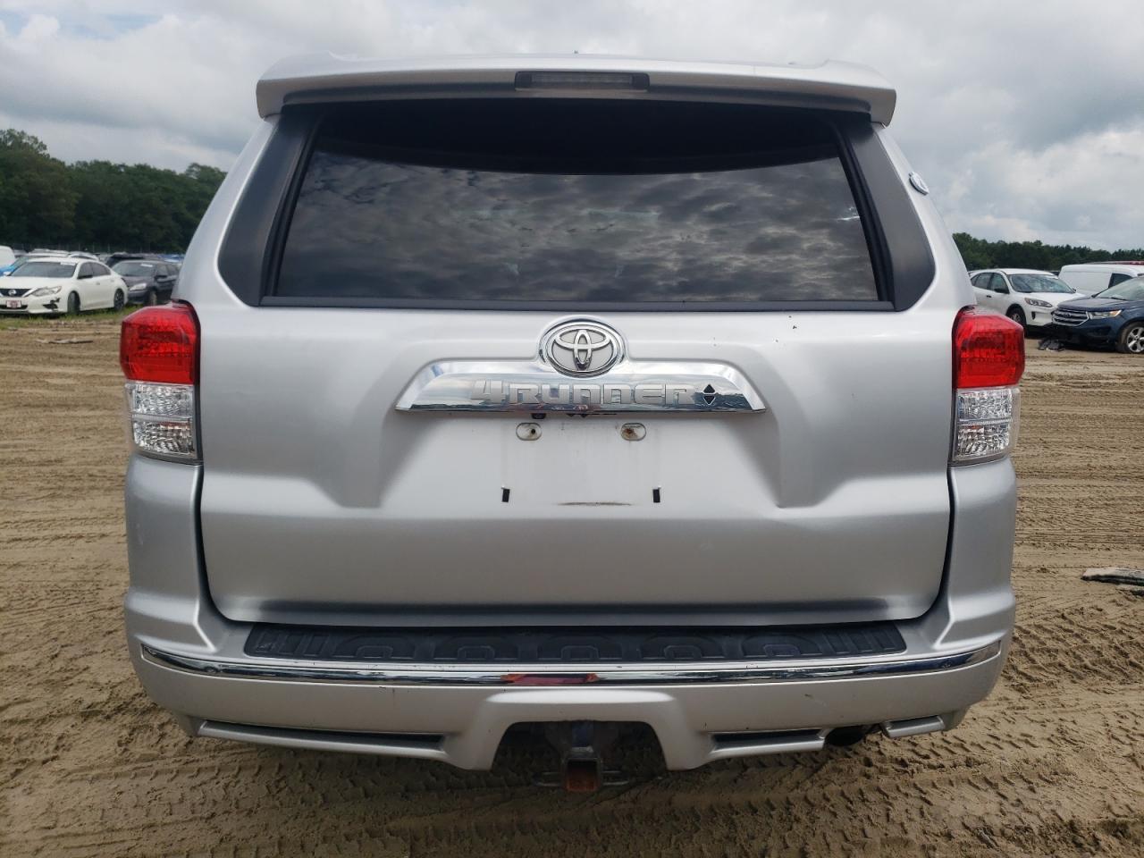 2010 Toyota 4Runner Sr5 VIN: JTEBU5JR7A5011102 Lot: 64214505