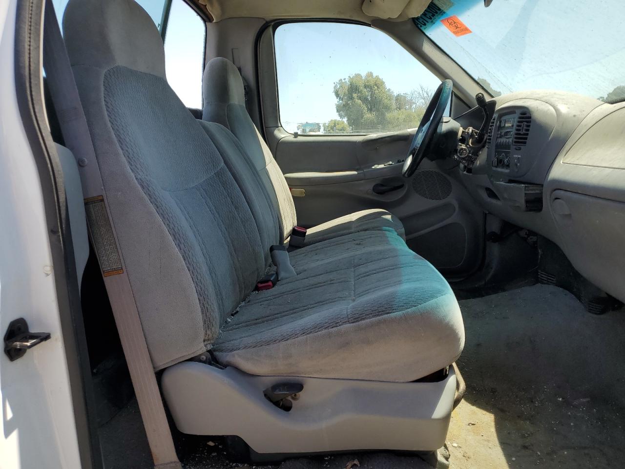 1998 Ford F150 VIN: 1FTZF1765WNA53553 Lot: 63062915