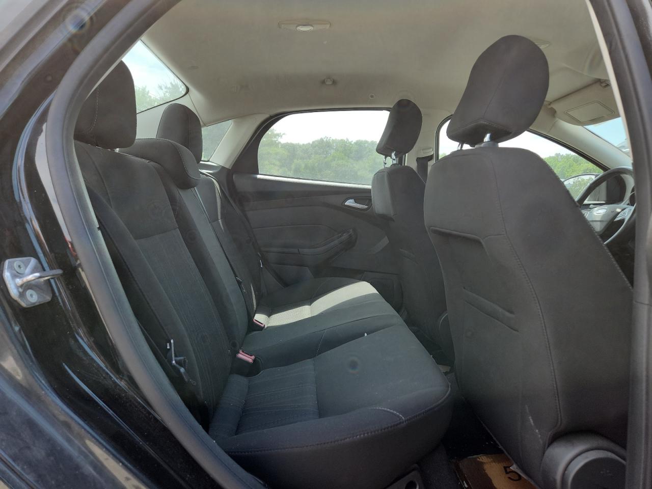 2015 Ford Focus Se VIN: 1FADP3F22FL338245 Lot: 65245025