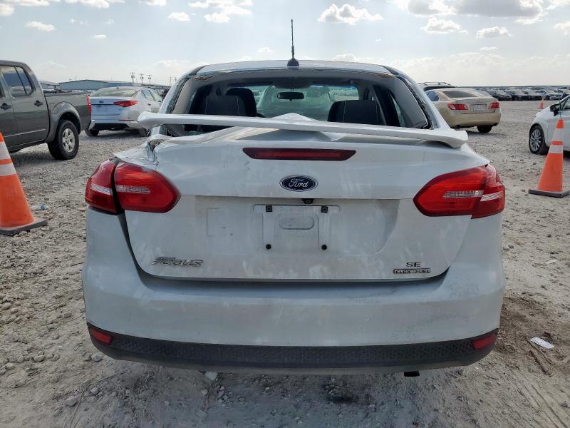  FORD FOCUS 2015 White
