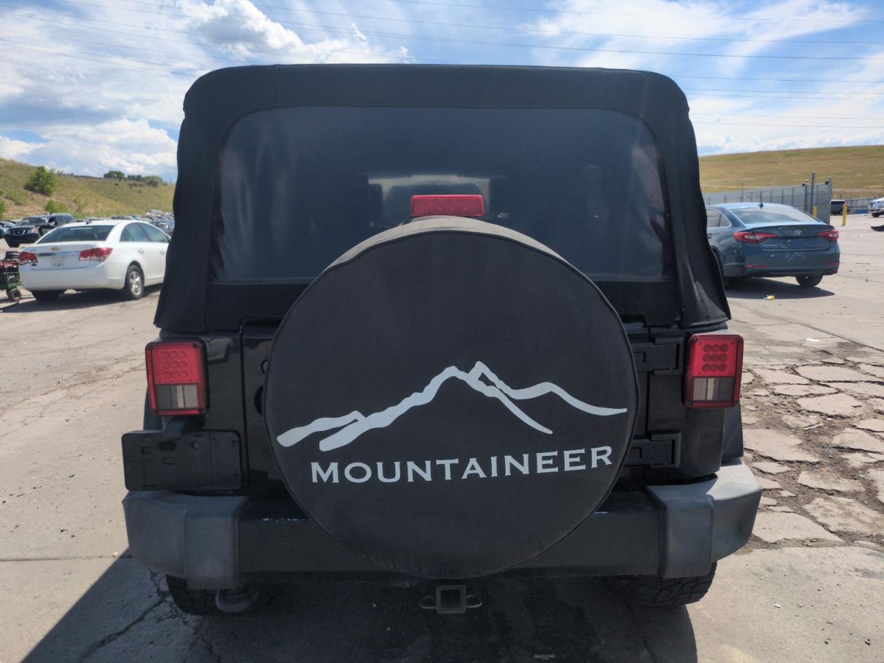 2009 Jeep Wrangler Unlimited Sahara VIN: 1J8GA59189L782007 Lot: 63675675