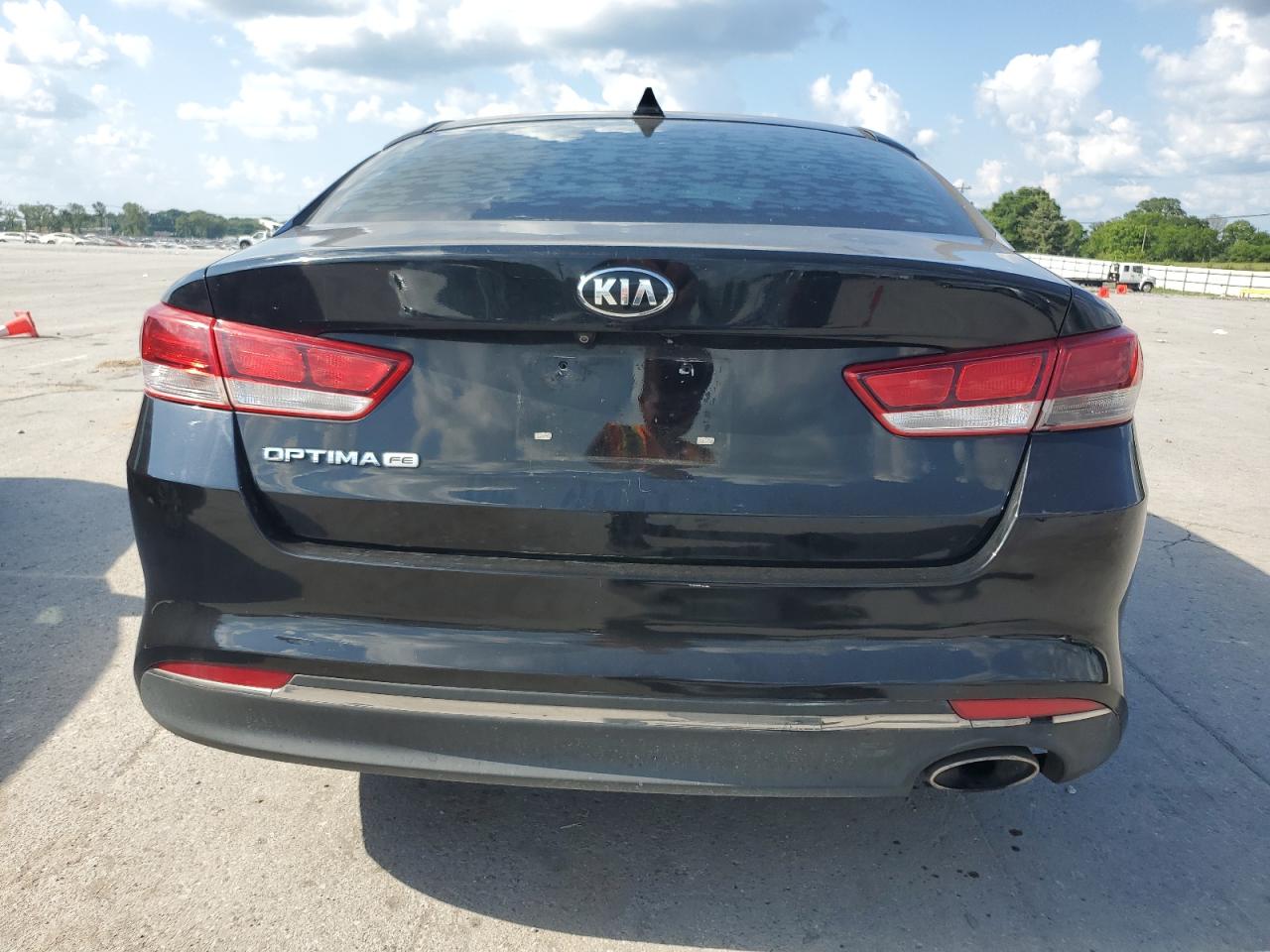 2017 Kia Optima Lx VIN: 5XXGT4L32HG152813 Lot: 65786545