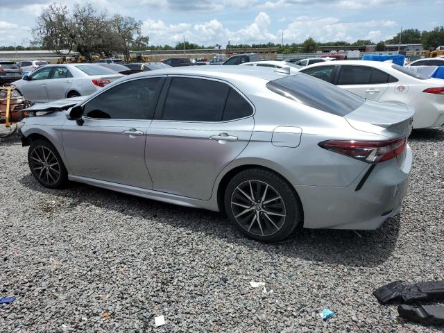  TOYOTA CAMRY 2021 Srebrny