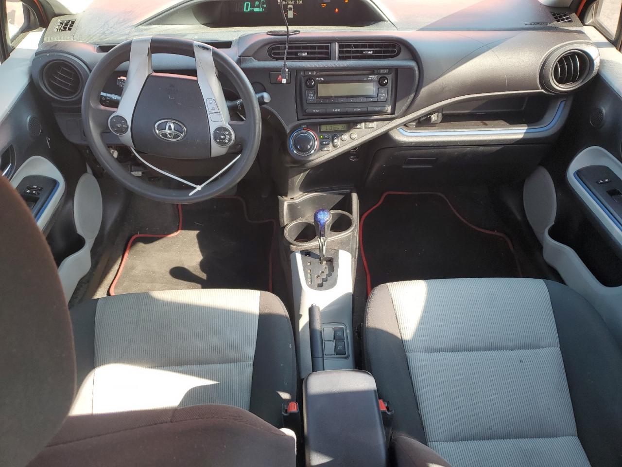 2013 Toyota Prius C VIN: JTDKDTB39D1032614 Lot: 65221965