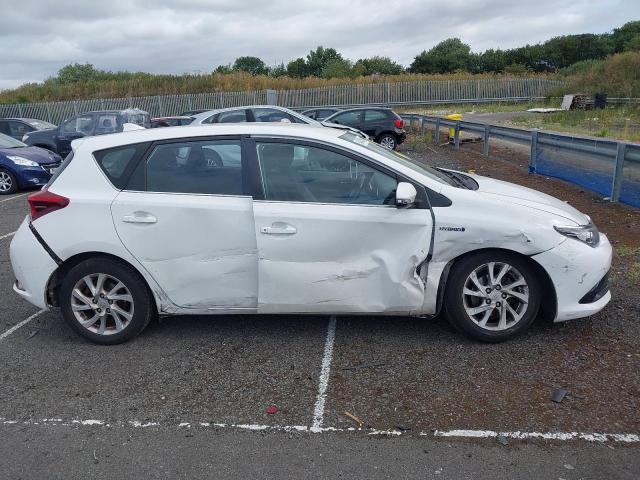 2017 TOYOTA AURIS B-ED