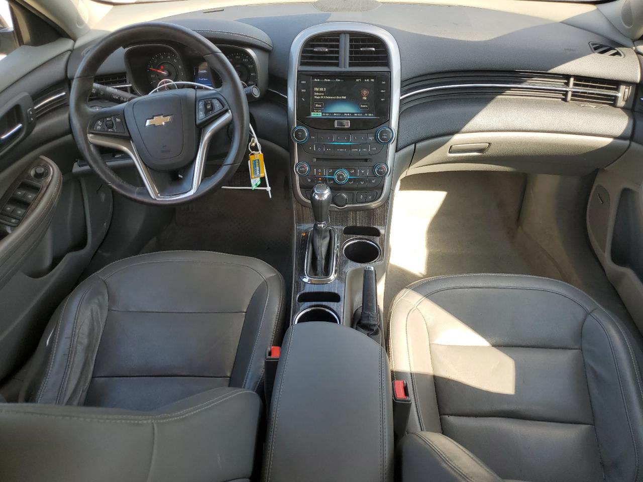 1g11d5sl5ff164341 1G11D5SL5FF164341 2015 Chevrolet Malibu 2Lt