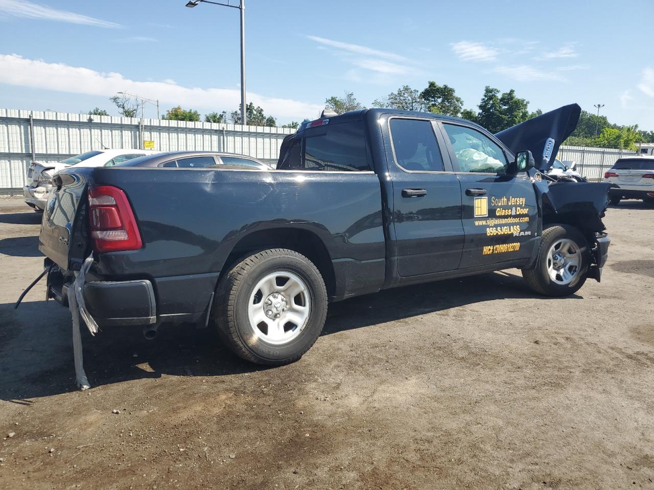 1c6rrfcg4nn360611 1C6RRFCG4NN360611 2022 Ram 1500 Tradesman