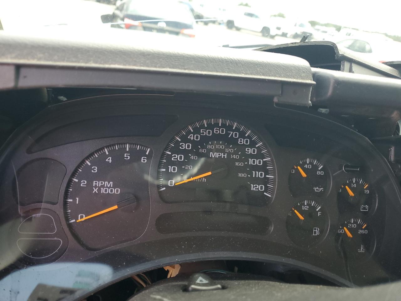 2004 Chevrolet Tahoe C1500 VIN: 1GNEC13Z74R157840 Lot: 63622095