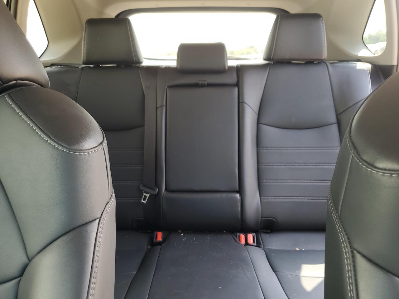 2022 Toyota Rav4 Xle Premium VIN: 4T3B6RFV8NU097286 Lot: 64699295