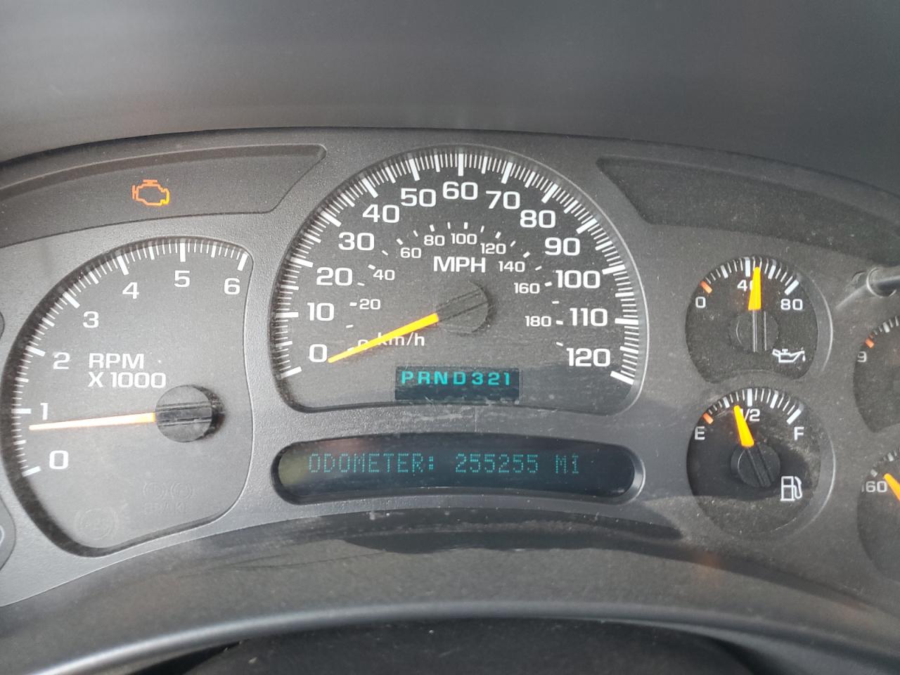 2004 GMC Yukon VIN: 1GKEK13ZX4J207712 Lot: 64474525