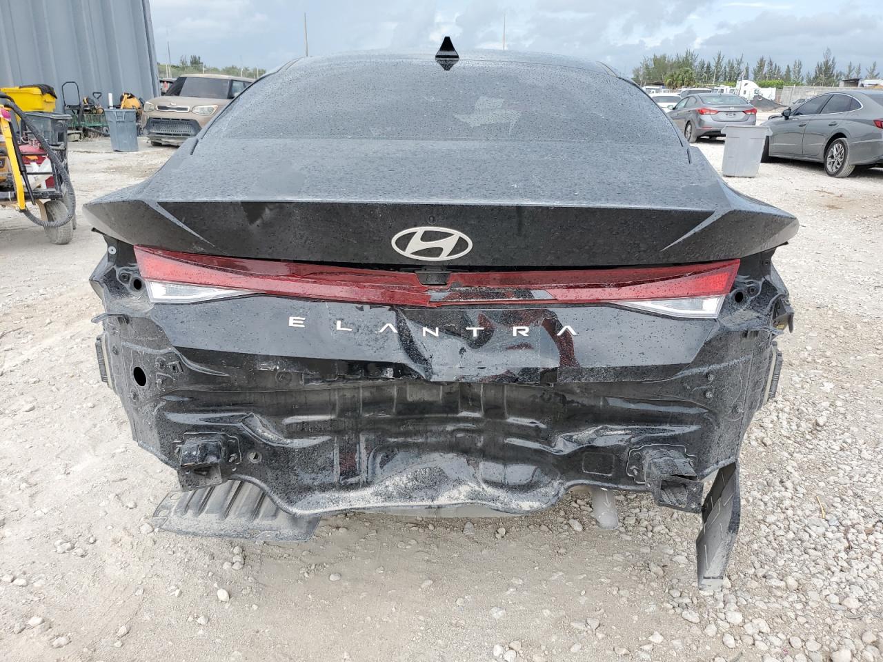 2024 Hyundai Elantra Sel VIN: KMHLM4DG7RU693750 Lot: 62909485