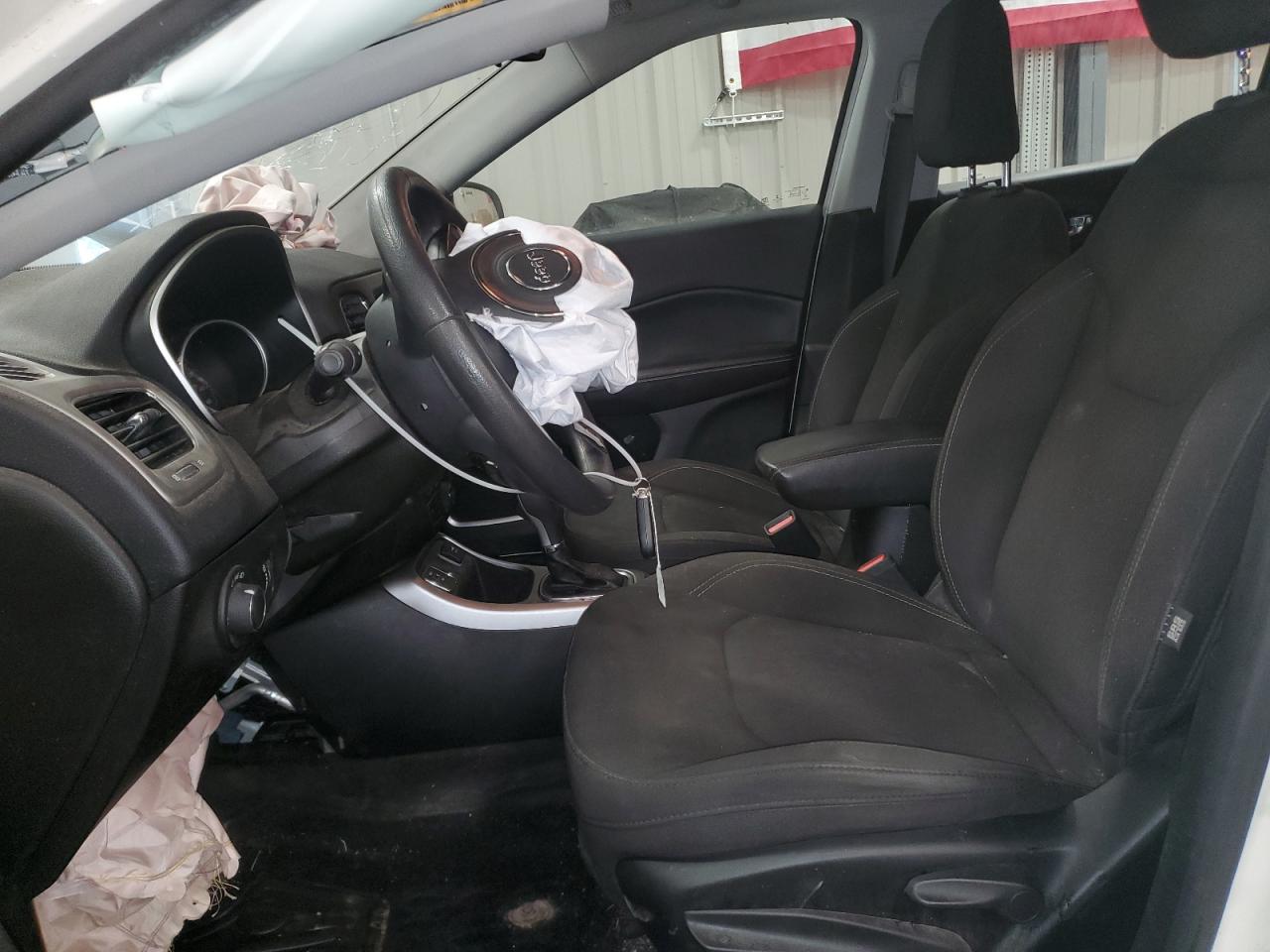 2020 Jeep Compass Sport VIN: 3C4NJCAB6LT150738 Lot: 67222455