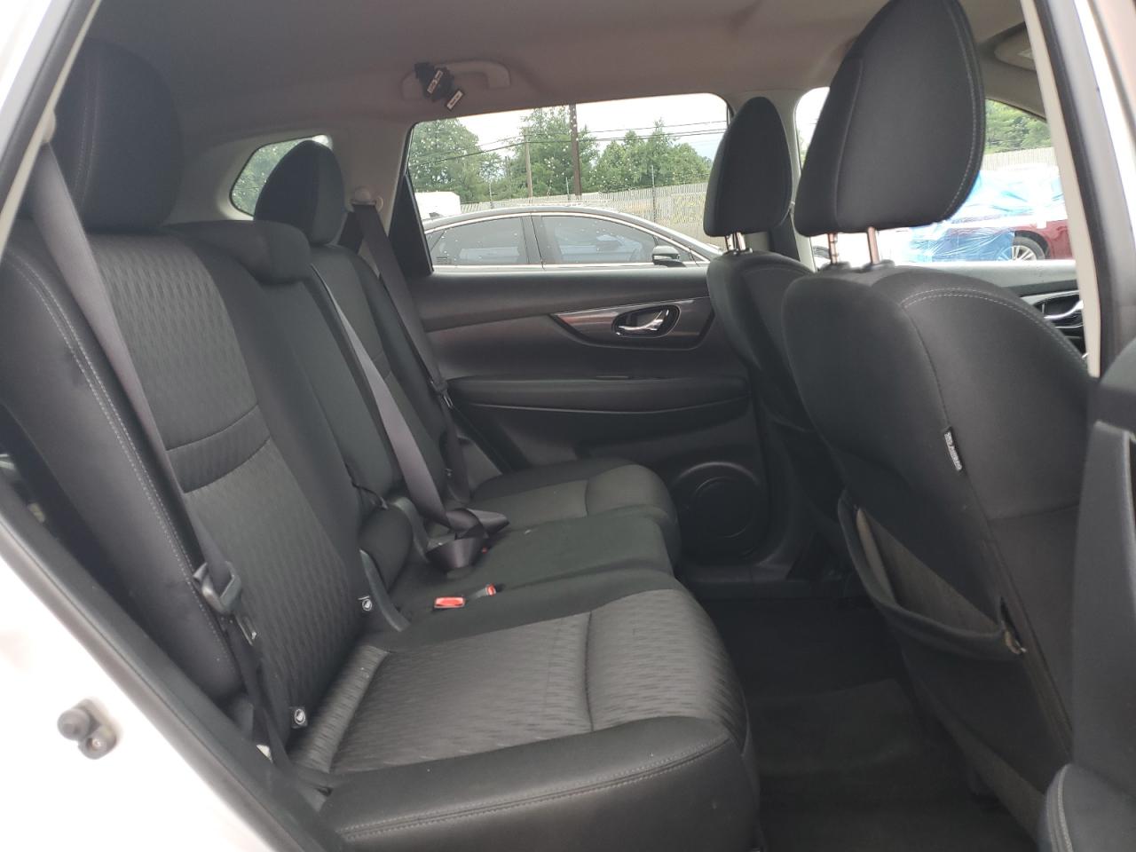 2017 Nissan Rogue S VIN: KNMAT2MT1HP537555 Lot: 63589325