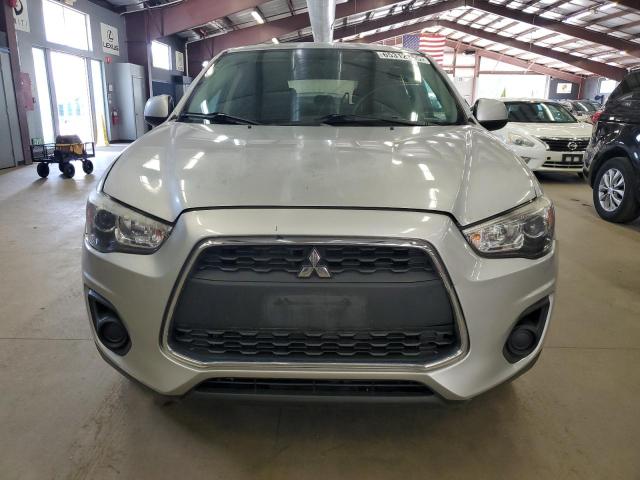 Паркетники MITSUBISHI OUTLANDER 2015 Серебристый