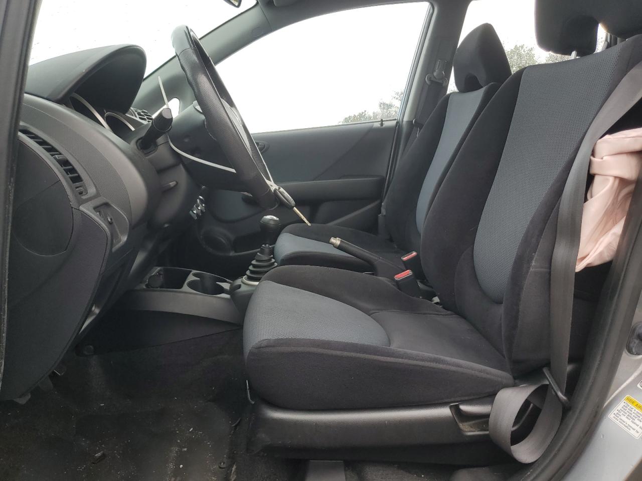 2007 Honda Fit S VIN: JHMGD37617S047260 Lot: 64701395