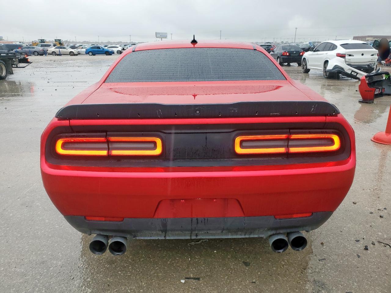 2015 Dodge Challenger R/T Scat Pack VIN: 2C3CDZFJ8FH718409 Lot: 64680345