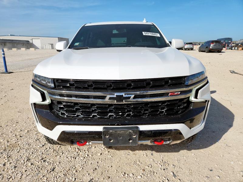  CHEVROLET SUBURBAN 2021 Белы