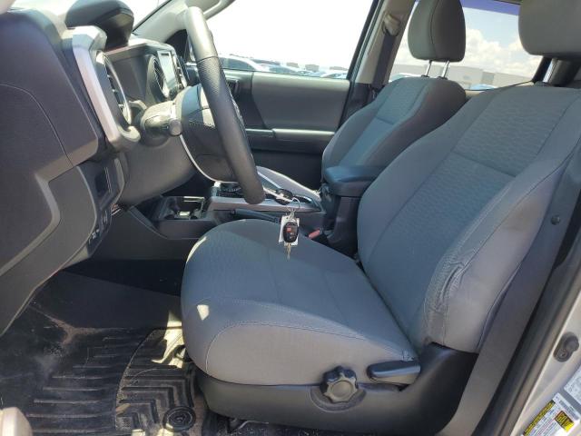  TOYOTA TACOMA 2018 Silver