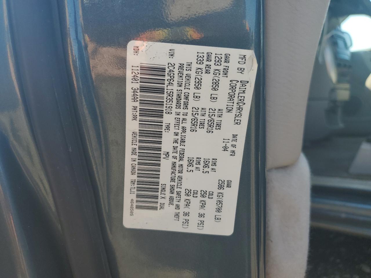2005 Chrysler Town & Country Limited VIN: 2C4GP64L15R351918 Lot: 63271105