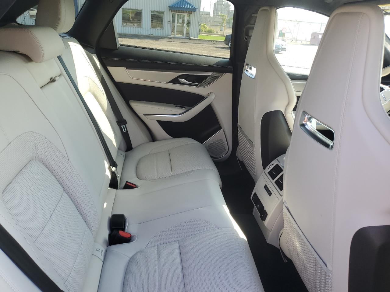 2024 Jaguar F-Pace R-Dynamic S VIN: SADCT2EX7RA729663 Lot: 63740395