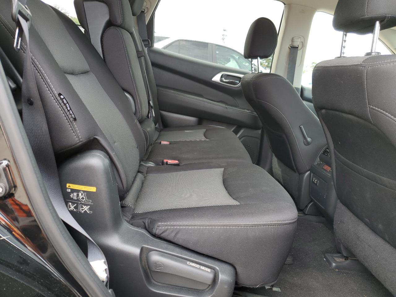 2019 Nissan Pathfinder S VIN: 5N1DR2MM7KC650747 Lot: 64952775