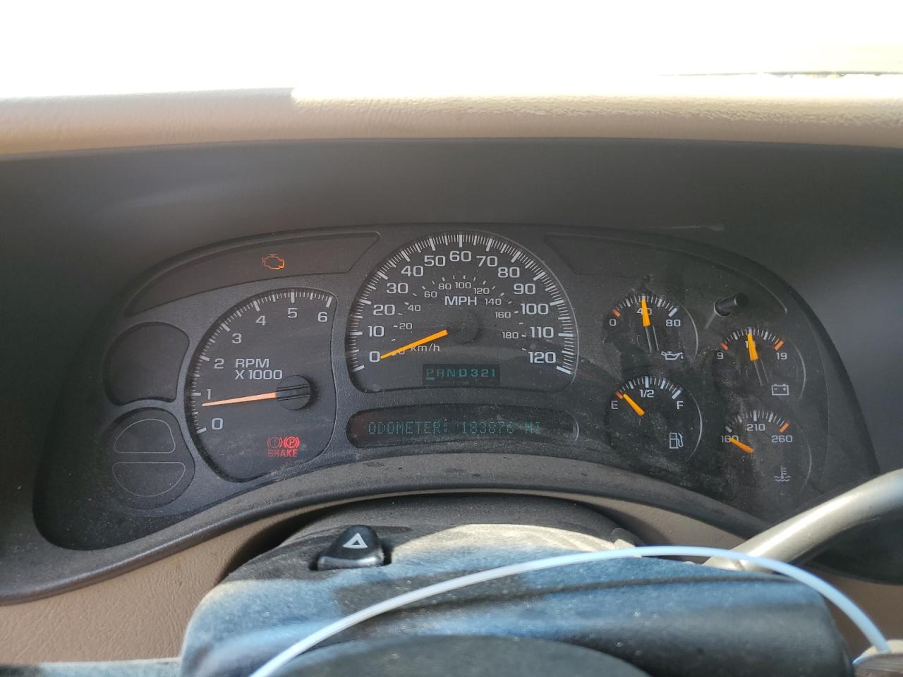 2004 Chevrolet Tahoe K1500 VIN: 1GNEK13V54J136953 Lot: 64412855