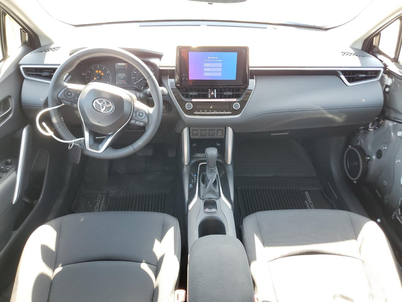 2025 Toyota Corolla Cross Le VIN: 7MUCAAAG4SV138349 Lot: 65047565